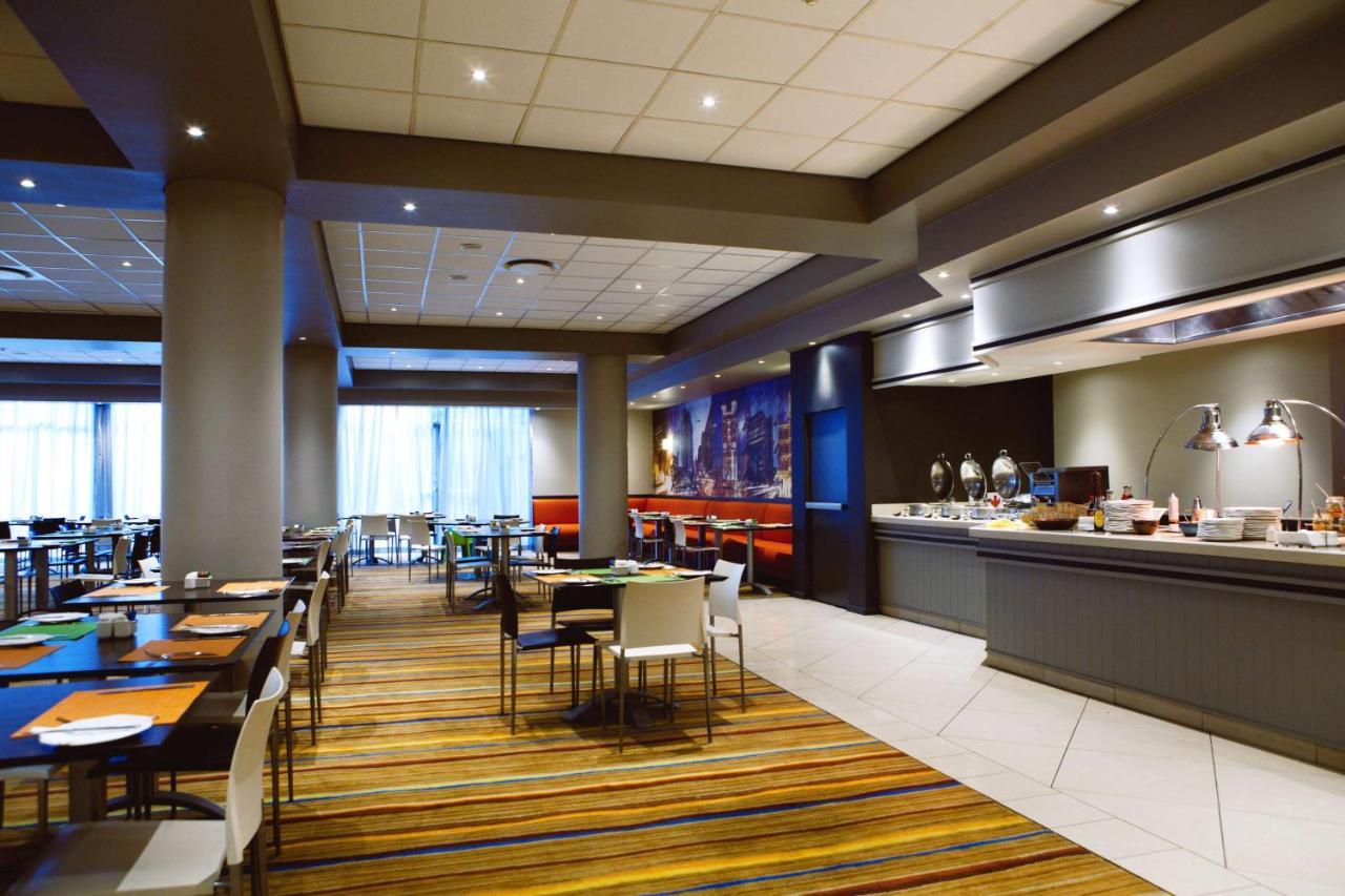Garden Court Milpark, Йоханесбург Екстериор снимка