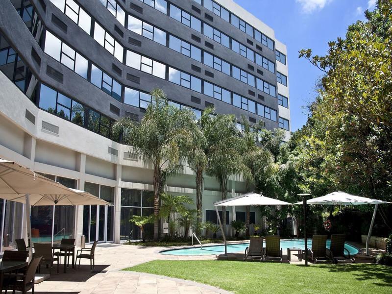 Garden Court Milpark, Йоханесбург Екстериор снимка
